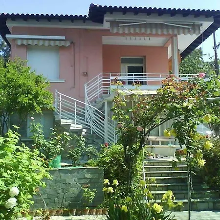 Britta's House Apartmán *